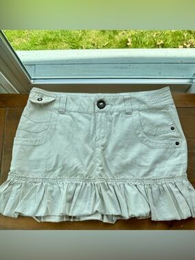 Y2K Guess oatmeal skirt NWOT